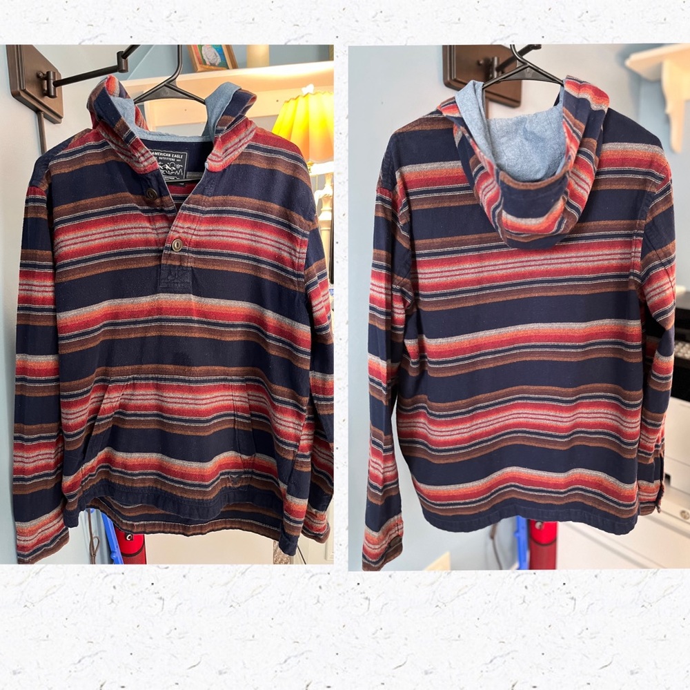 American Eagle Men’s Flannel Hoodie. Size Medium. EUC